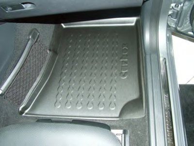 Резиновый коврик с защитными бортами Carbox Floor CARBOX купить