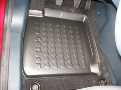 Резиновый коврик с защитными бортами Carbox Floor CARBOX купить
