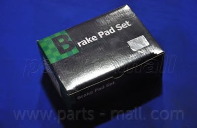 Комплект тормозных колодок, дисковый тормоз PARTS-MALL Придбати